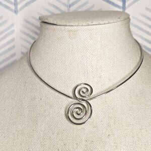 Avon Vintage Silver Tone Double Spiral Hook Necklace